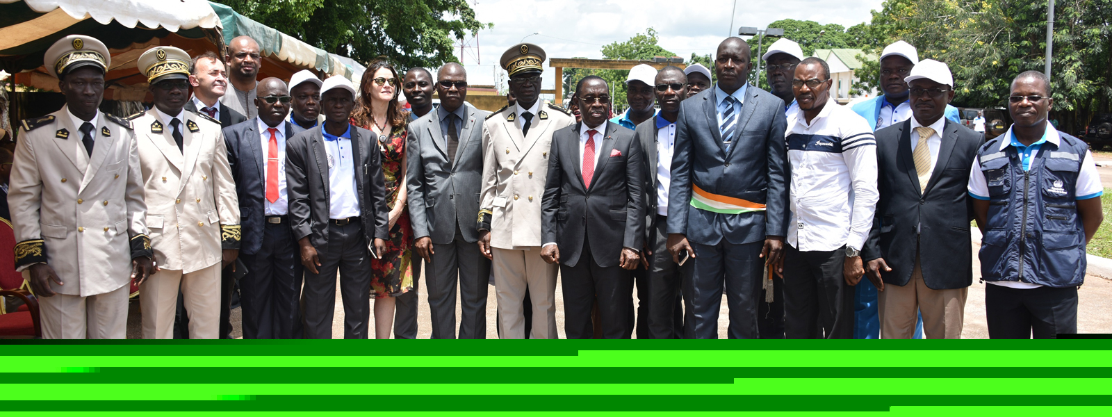 journee-mondiale-de-lutte-contre-le-paludisme-dans-le-district-sanitaire-de-dimbokro-photo-de-famille